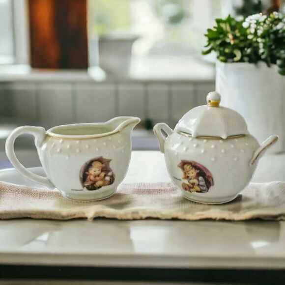 MJ HUMMEL Danbury Sugar & Creamer Set Porcelain Rainy Day Boy Girl Vintage - Picture 13 of 16